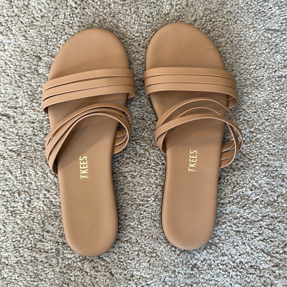 Flip flops, brand new